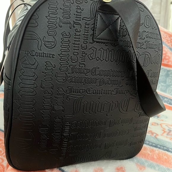 SOLD ⭐️JC Juicy Couture Shout It Out Duffle Bag - Picture 3 of 11